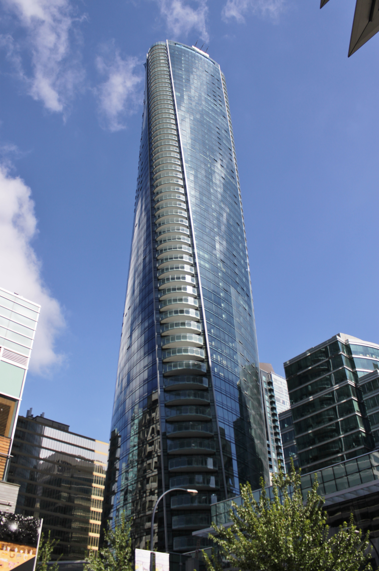 Paradox Hotel Vancouver